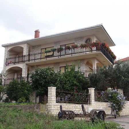 Apartment Bareta Трогір Екстер'єр фото