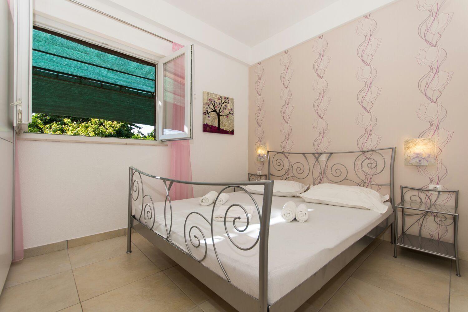 Apartment Bareta Трогір Екстер'єр фото