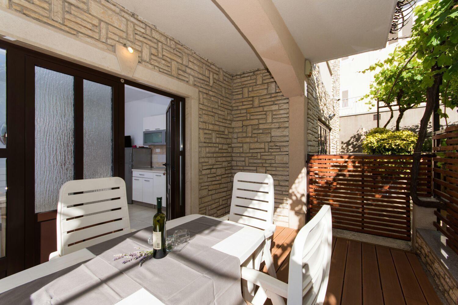 Apartment Bareta Трогір Екстер'єр фото